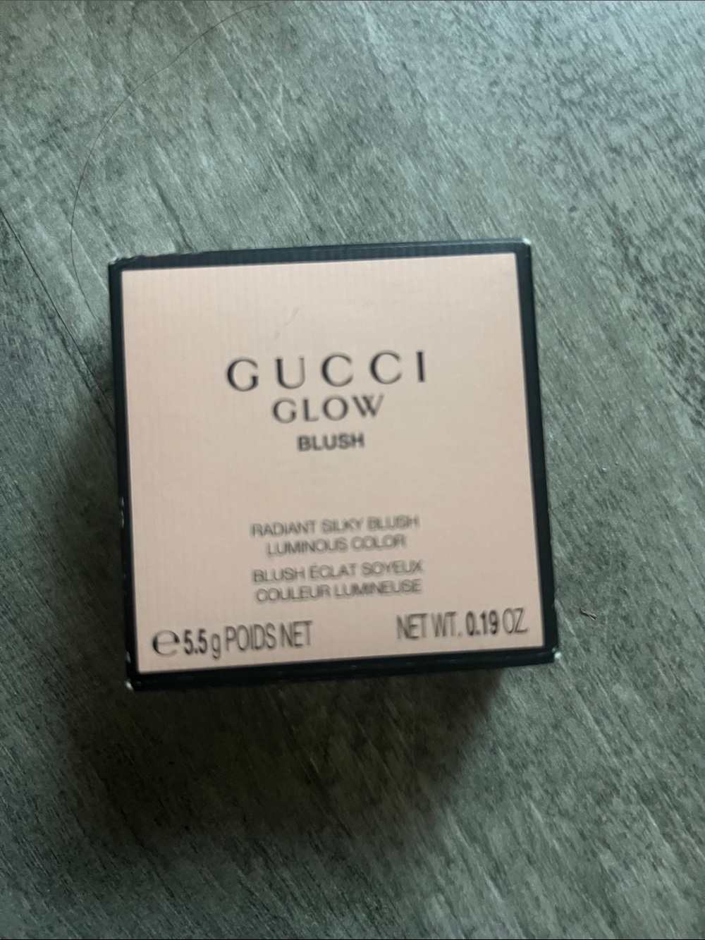 Gucci Glow Blush - Soft Peach Pink Compact